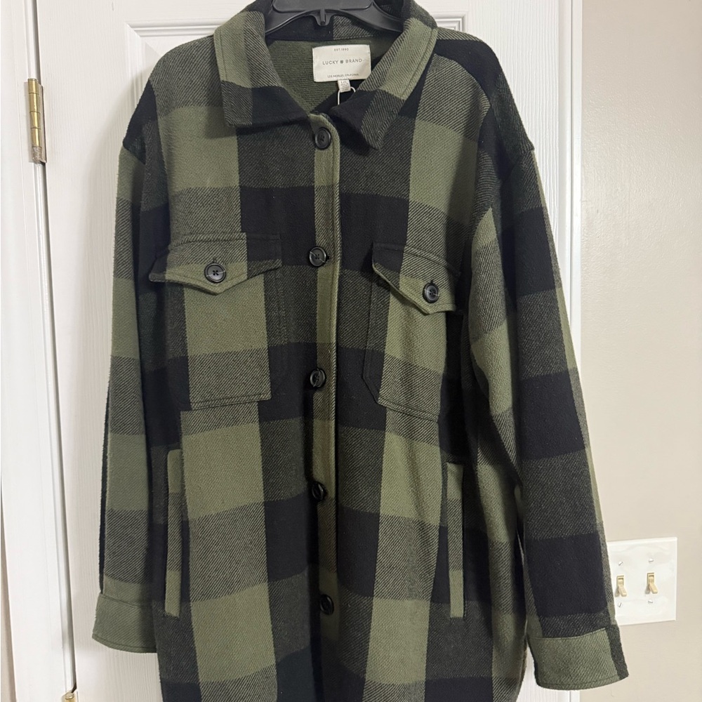 Men’s lucky brand winter shirt 
In great condition size Large